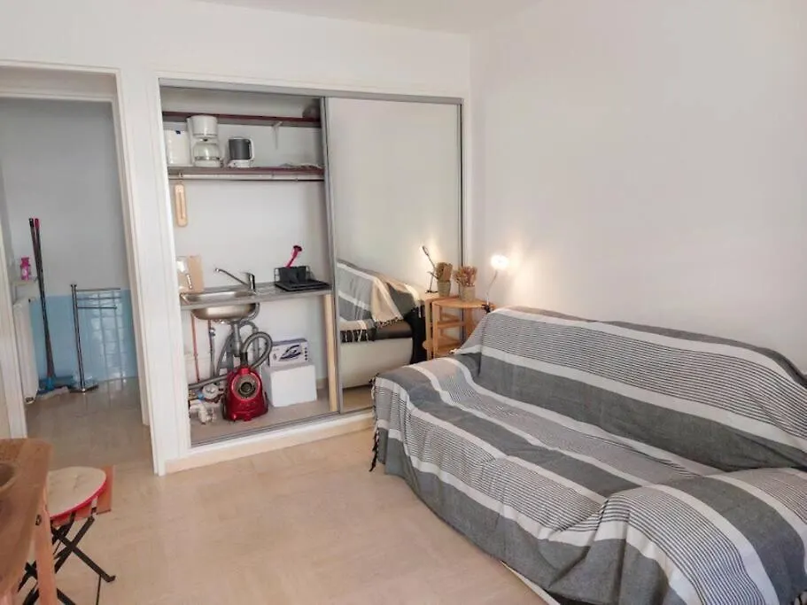 Apartment Studette Pointe Croisette - Axelle Loc'Appart Cannes France