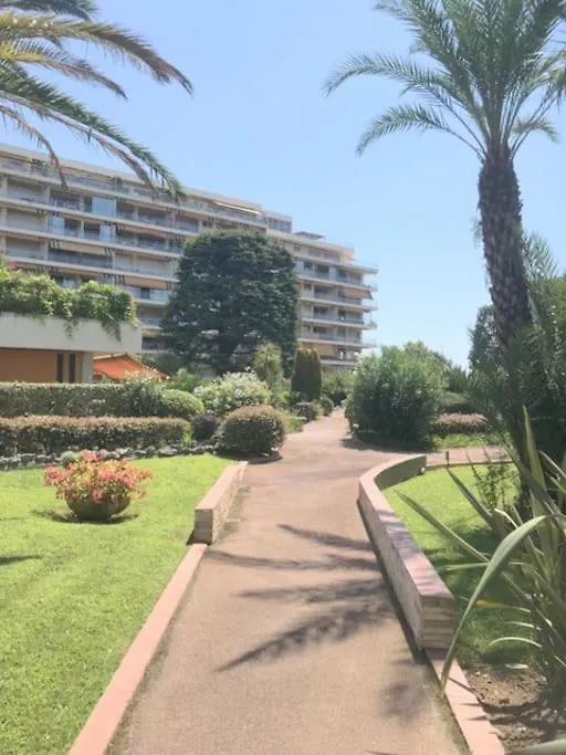 Studette Pointe Croisette - Axelle Loc'Appart Cannes